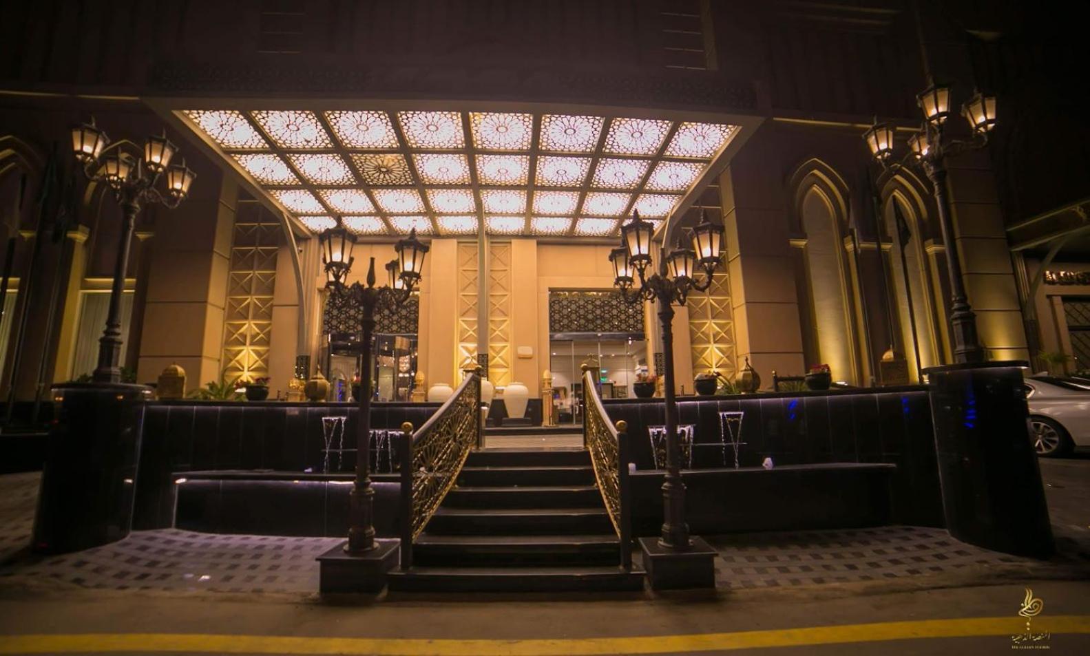 Casablanca Grand Hotel Džidda Exteriér fotografie The entrance of the hotel