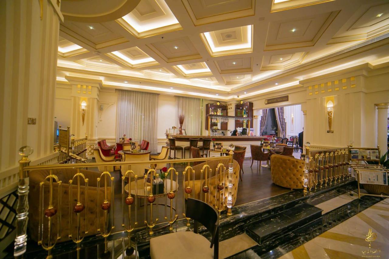 Casablanca Grand Hotel Džidda Exteriér fotografie The lobby of the hotel